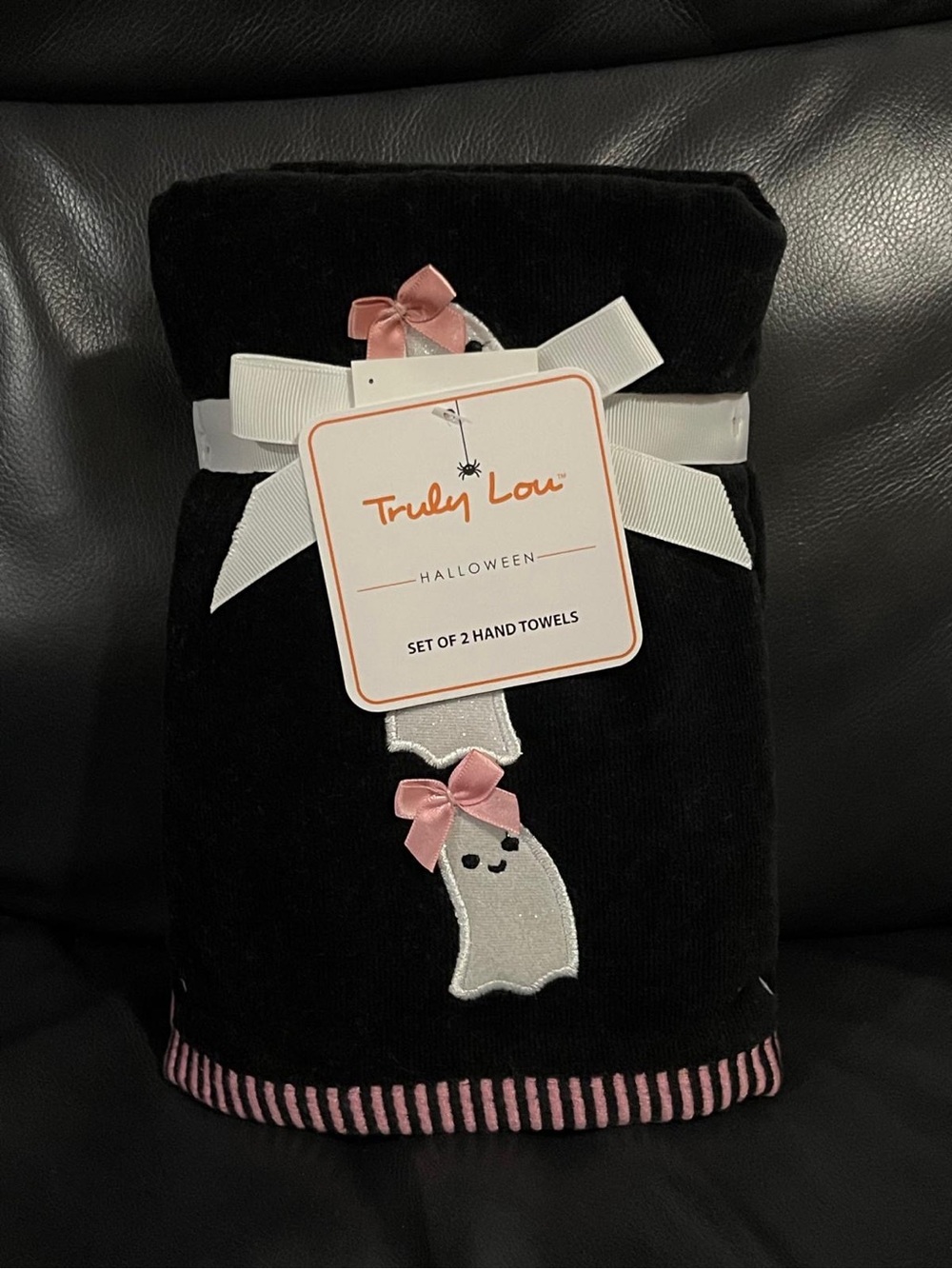 Halloween Ghosts with Bows Hand Towels (2) Halloween Ghost Towels